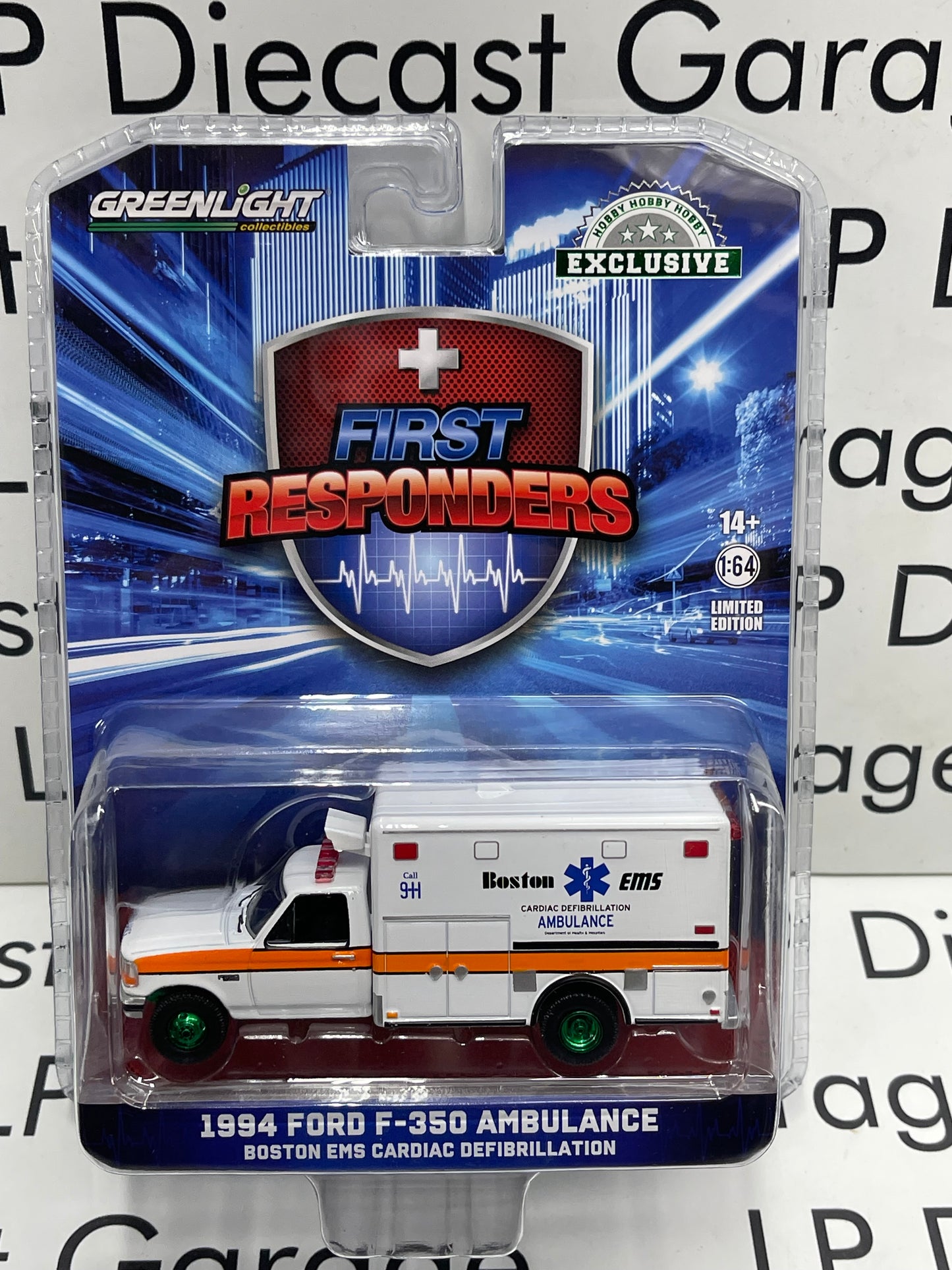 GREENLIGHT *GREEN MACHINE* 1994 Ford F-350 Ambulance Boston EMS Cardiac Defibrillation 1:64 Diecast