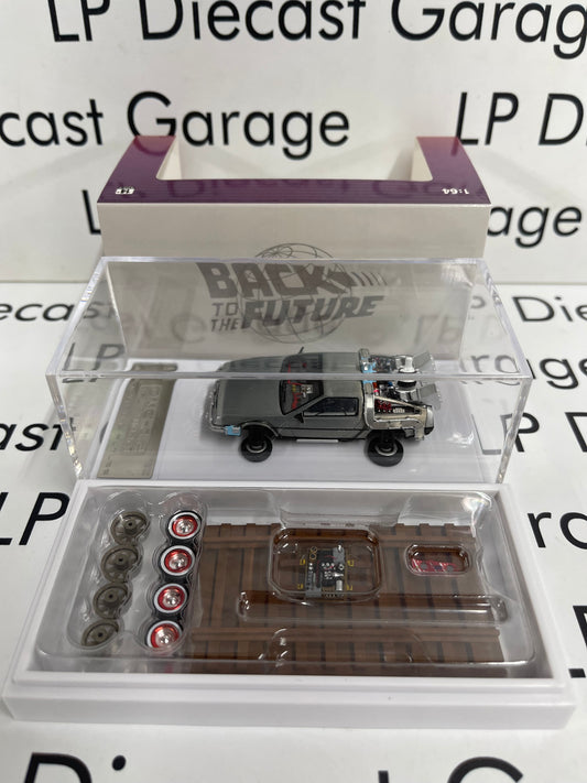 DCM Back to the Future DeLorean Time Machine w/ Interchangeable Parts 1:64 Diecast Ghost Player