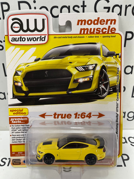 AUTO WORLD 2021 Ford Mustang Shelby GT500 Yellow Track Pack 1:64 Diecast Modern Muscle