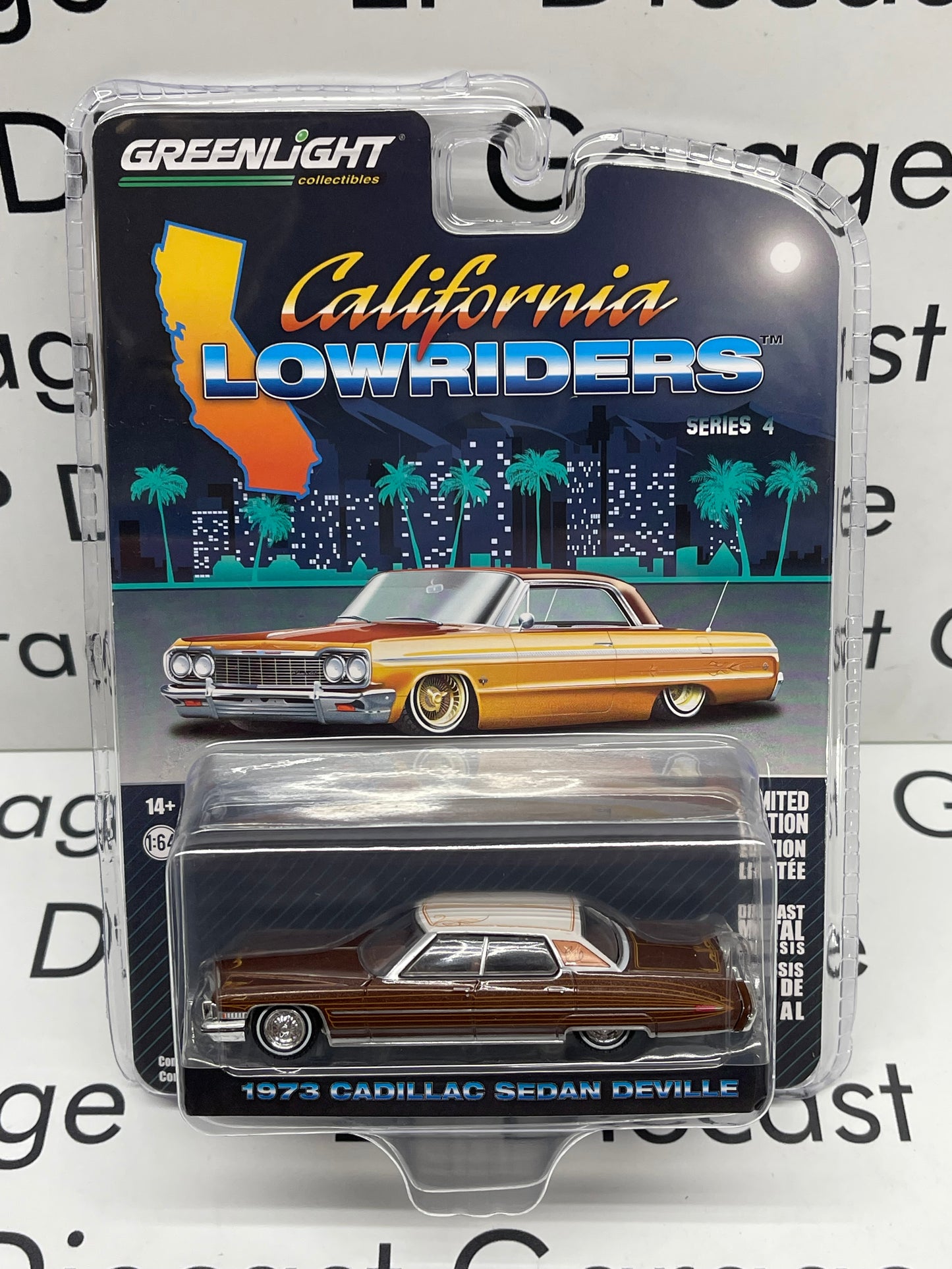 GREENLIGHT 1973 Cadillac Sedan Deville Brown with Pin Striping California Lowriders 1:64 Diecast