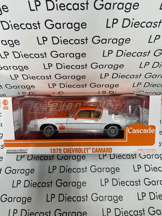 GREENLIGHT 1979 Chevrolet Camaro Cascade Edition Orange & White 1:18 Diecast