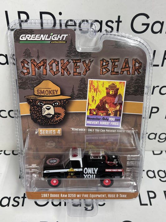 GREENLIGHT 1987 Dodge Ram 250 Smokey Bear Fire Truck 1:64 Diecast