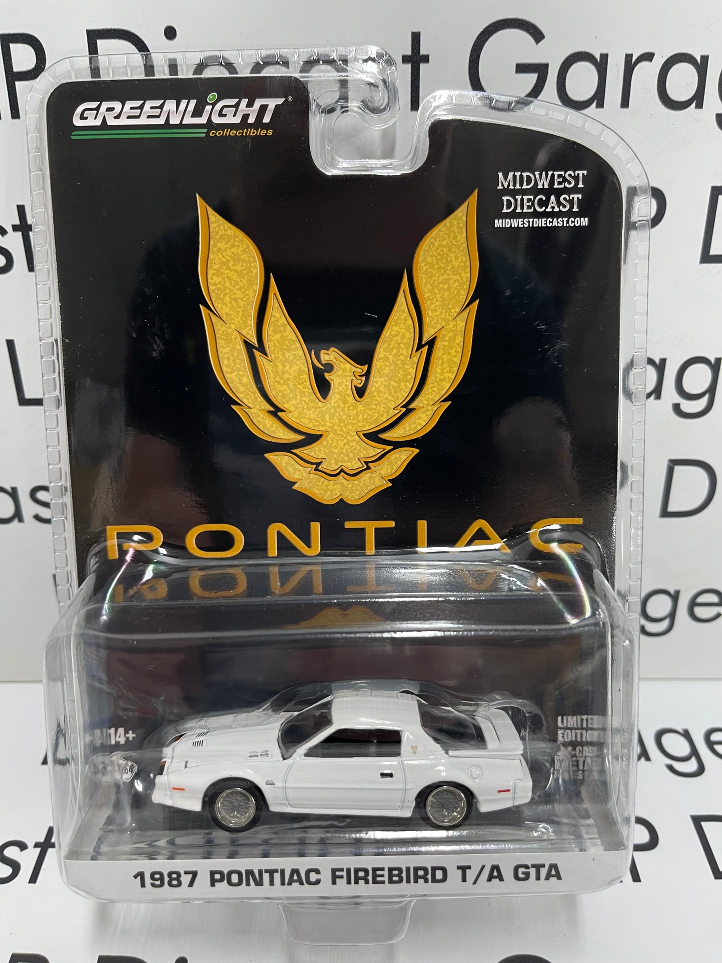 GREENLIGHT 1987 Pontiac Firebird T/A GTA WHITE Midwest Exclusive 1:64 Diecast