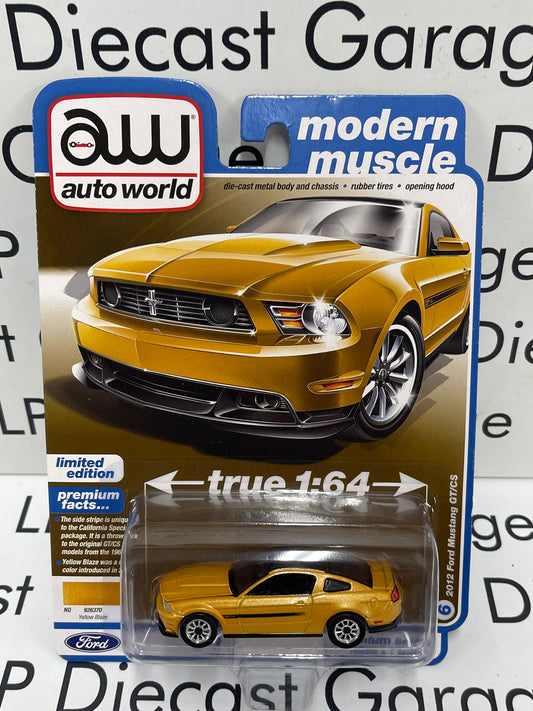 AUTO WORLD 2012 Ford Mustang GT/CS Yellow Blaze Modern Muscle 1:64 Diecast