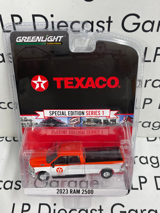 GREENLIGHT 2023 Ram 2500 Truck Texaco 1:64 Diecast