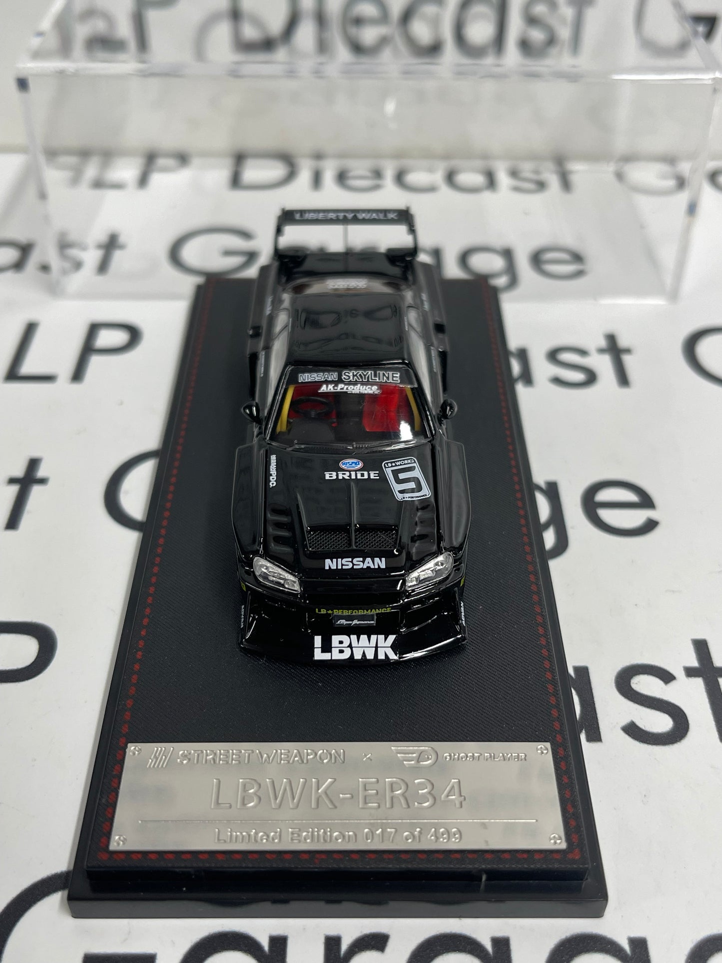 STREET WEAPON Nissan Skyline LBWK-ER34 Black 1:64 Diecast Ghost Player