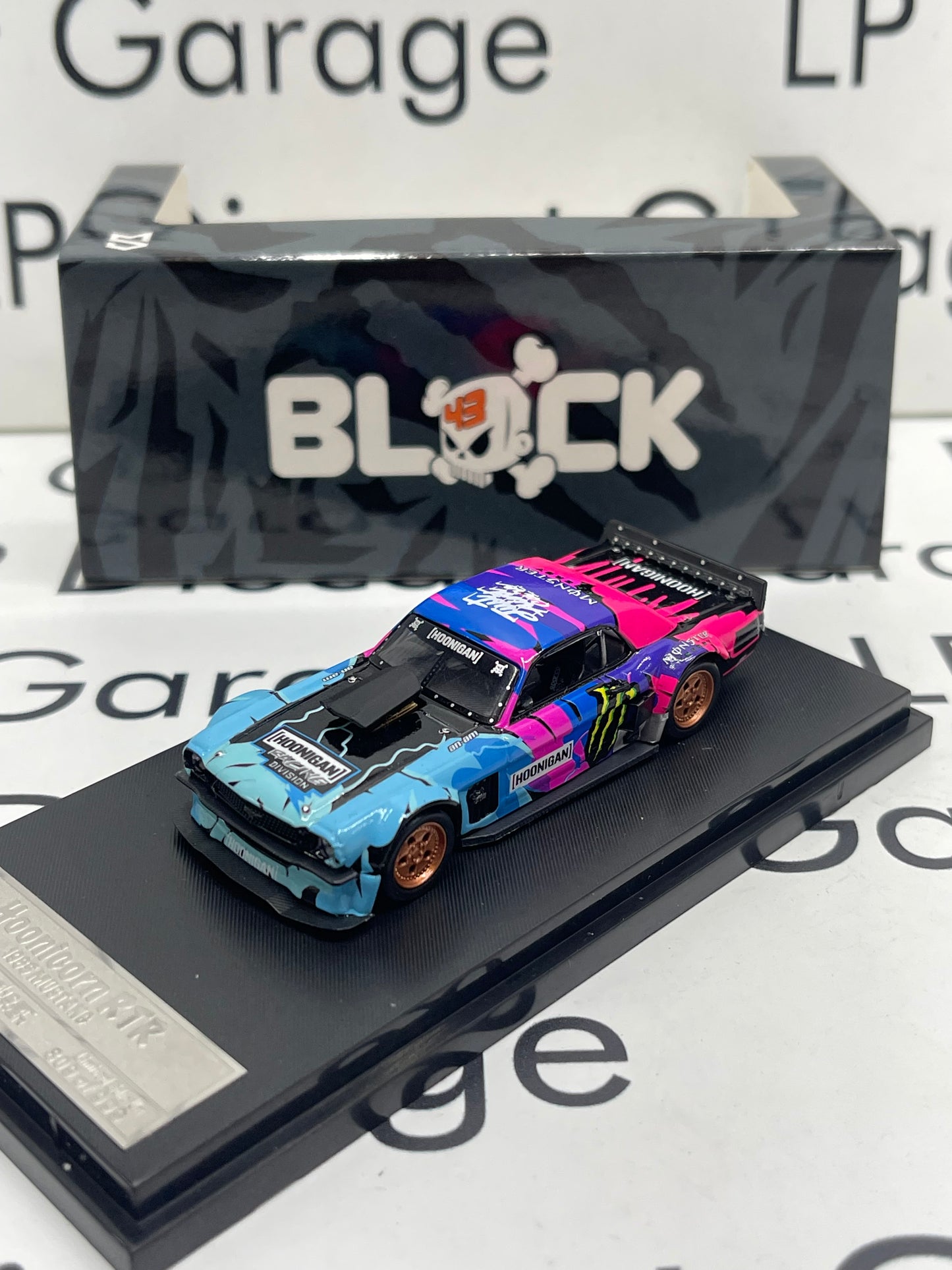 STREET WARRIOR 1965 Ford Mustang Hoonicorn RTR LA Ken Block Monster Energy 1:64 Diecast