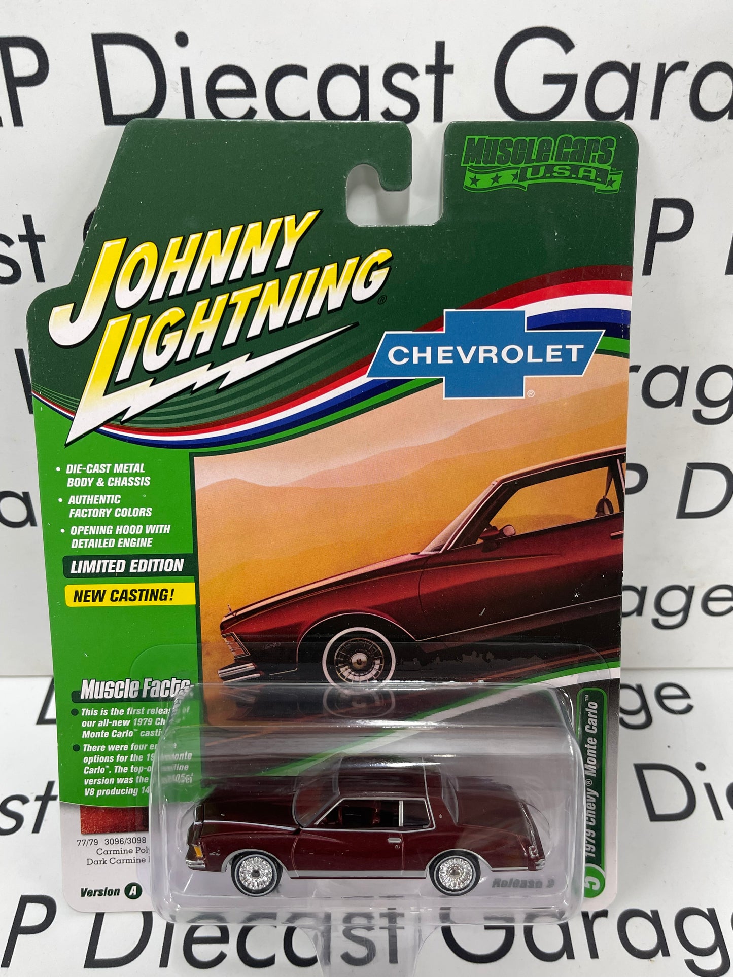 JOHNNY LIGHTNING 1979 Chevy Monte Carlo Carmine Poly / Dark Carmine Poly Muscle Cars USA 1:64 Diecast