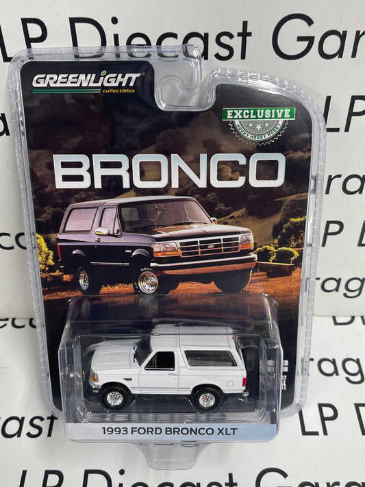 GREENLIGHT 1993 Ford Bronco XLT White OJ 1:64 Diecast