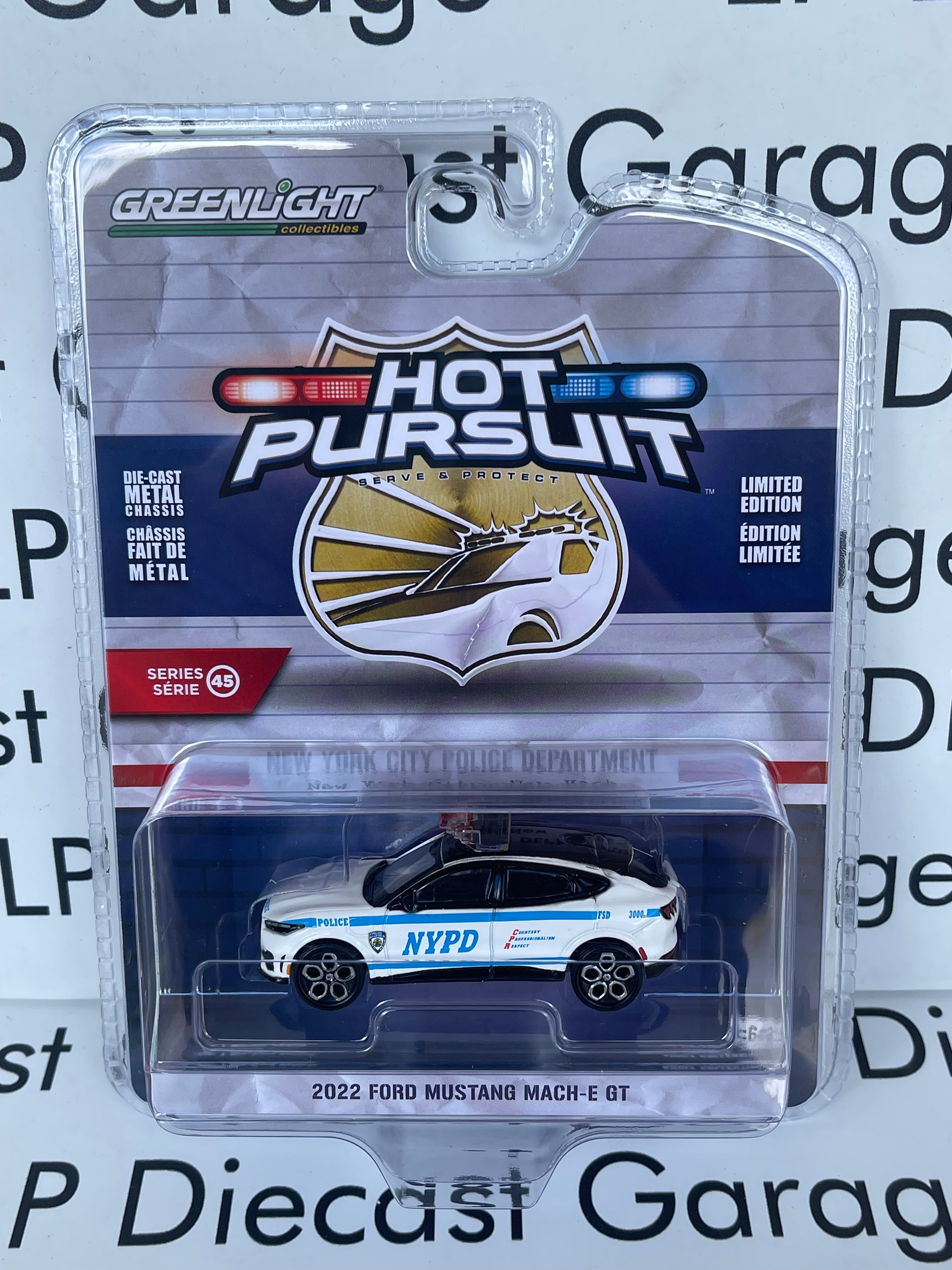 GREENLIGHT Hot Pursuit Series 45 2022 Ford Mustang Mach-E GT NYPD Poli ...