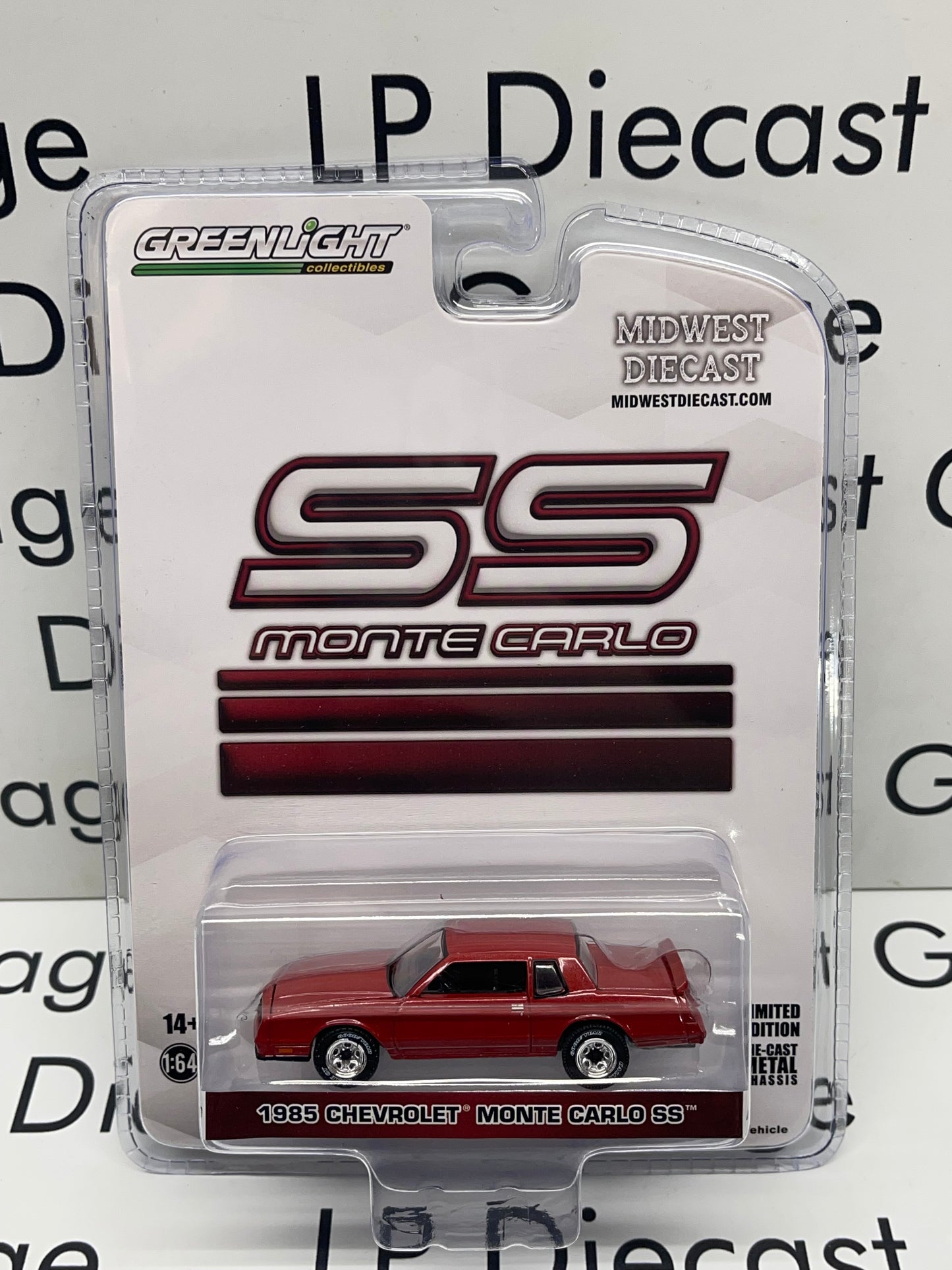 GREENLIGHT 1985 Chevrolet Monte Carlo SS Burgundy Midwest Exclusive 1:64 Diecast