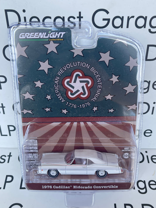 GREENLIGHT 1976 Cadillac Eldorado Convertible American Revolution 1776 White Top Up Anniversary Edition 1:64 Diecast