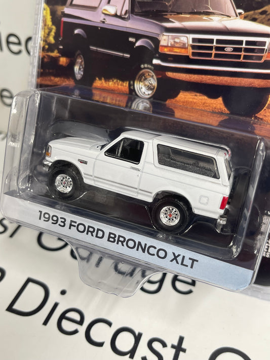 GREENLIGHT 1993 Ford Bronco XLT White OJ 1:64 Diecast