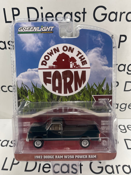 GREENLIGHT 1982 Dodge Ram W250 Power Wagon Green 1:64 Diecast Down on the Farm