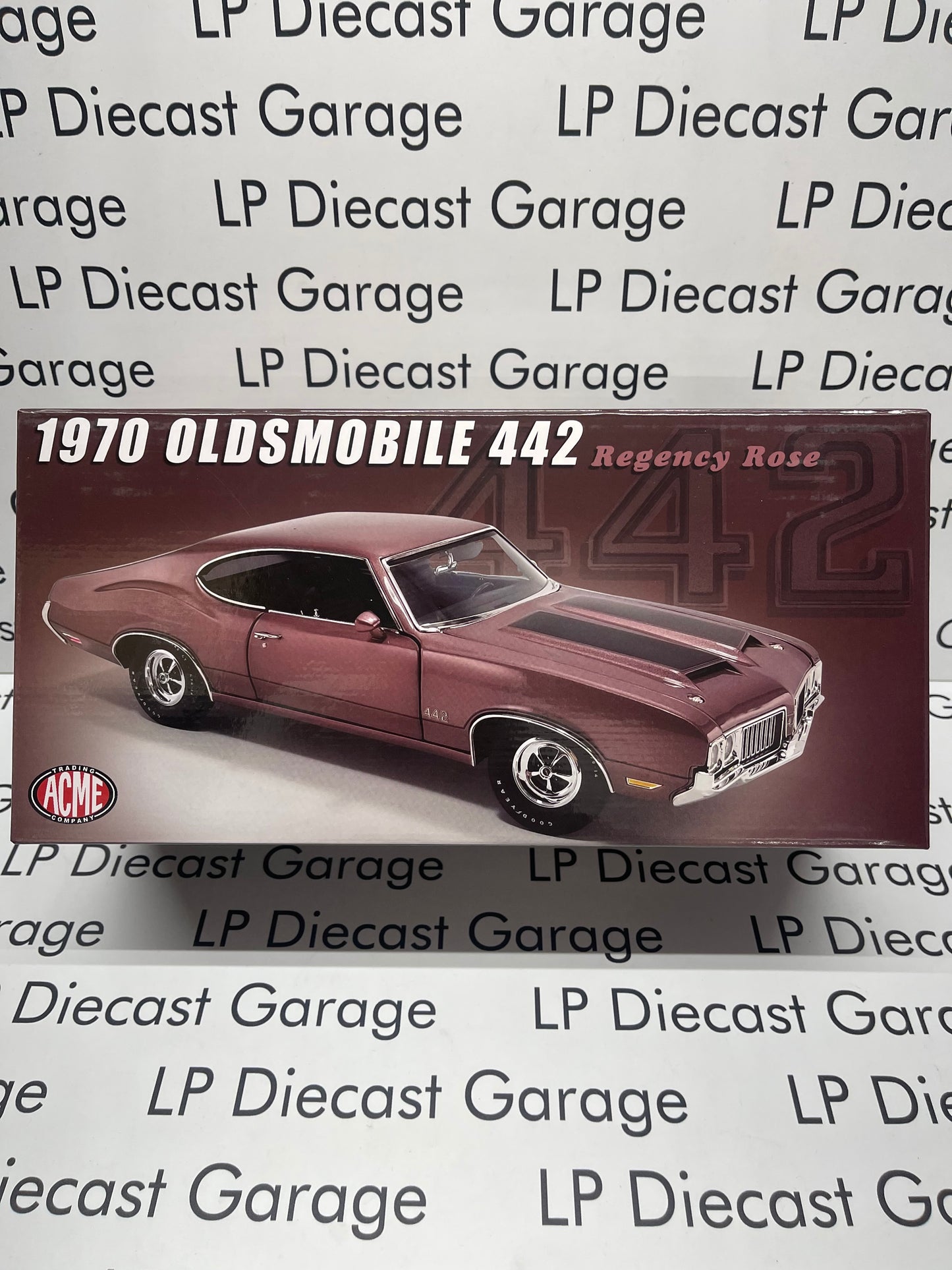 ACME 1970 Oldsmobile 442 Regency Rose A1805626 1:18 Diecast