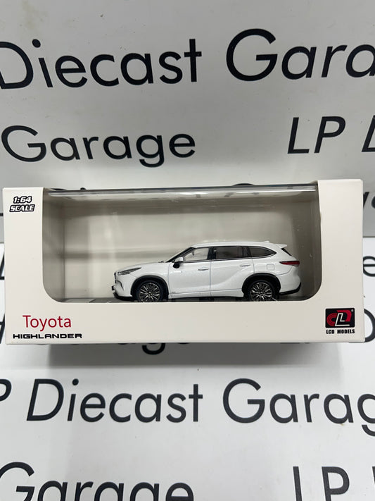 LCD MODELS 2022 Toyota Highlander Wind Chill Pearl 1:64 Diecast