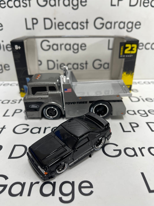 MAISTO 1966 Ford C600 Flatbed & 1993 Ford Mustang Cobra Toyo Tires Black 1:64 Diecast