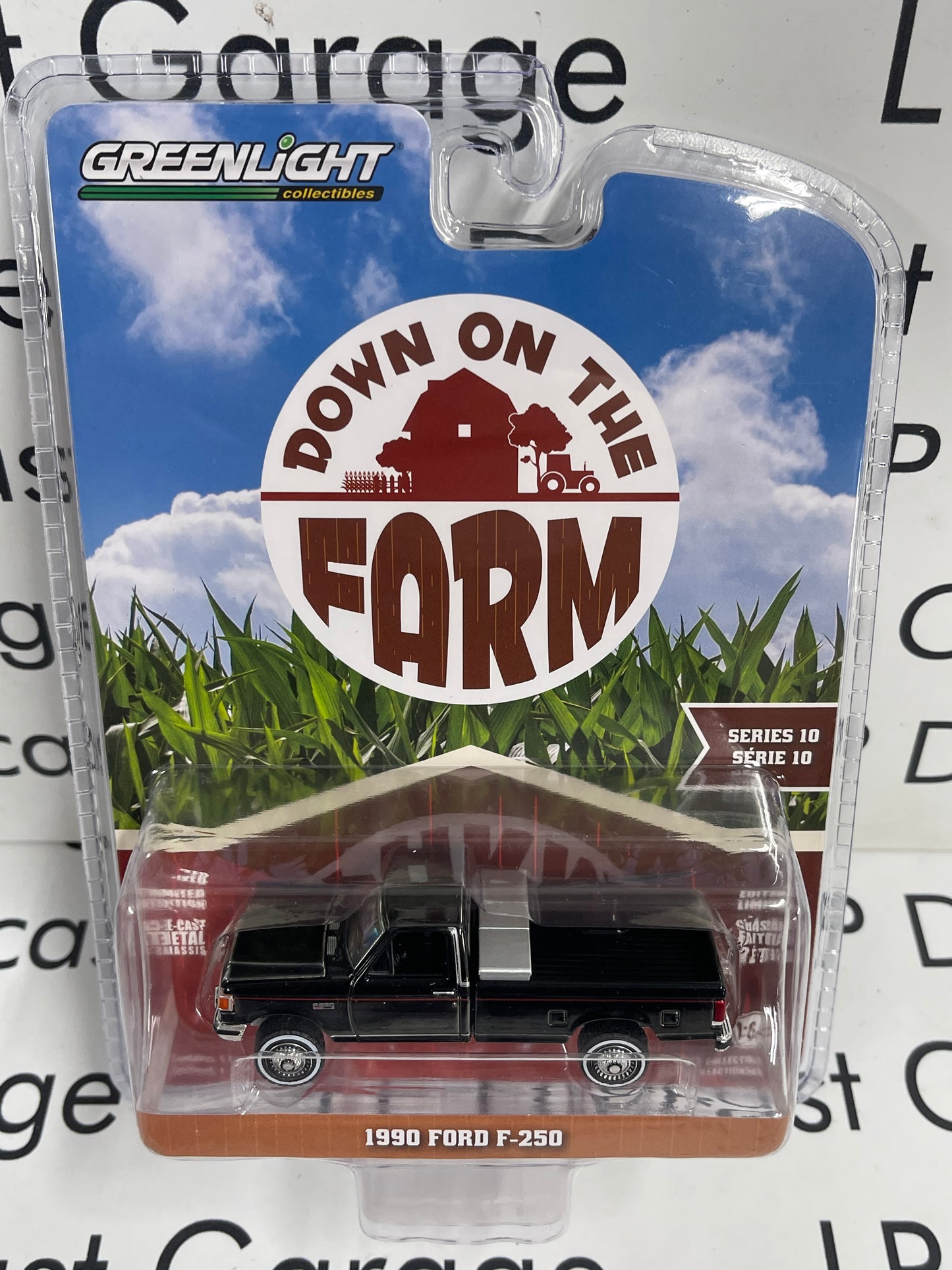 CHROME CHASE GREENLIGHT 1990 Ford F-250 Black 1:64 Diecast Down on the Farm Truck