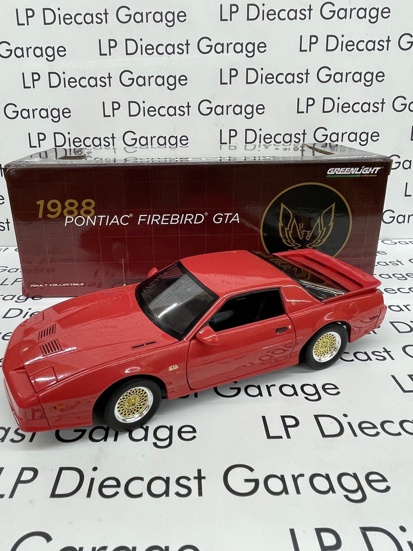 GREENLIGHT 1988 Pontiac Firebird GTA Red with Black Interior 1:18 Diecast