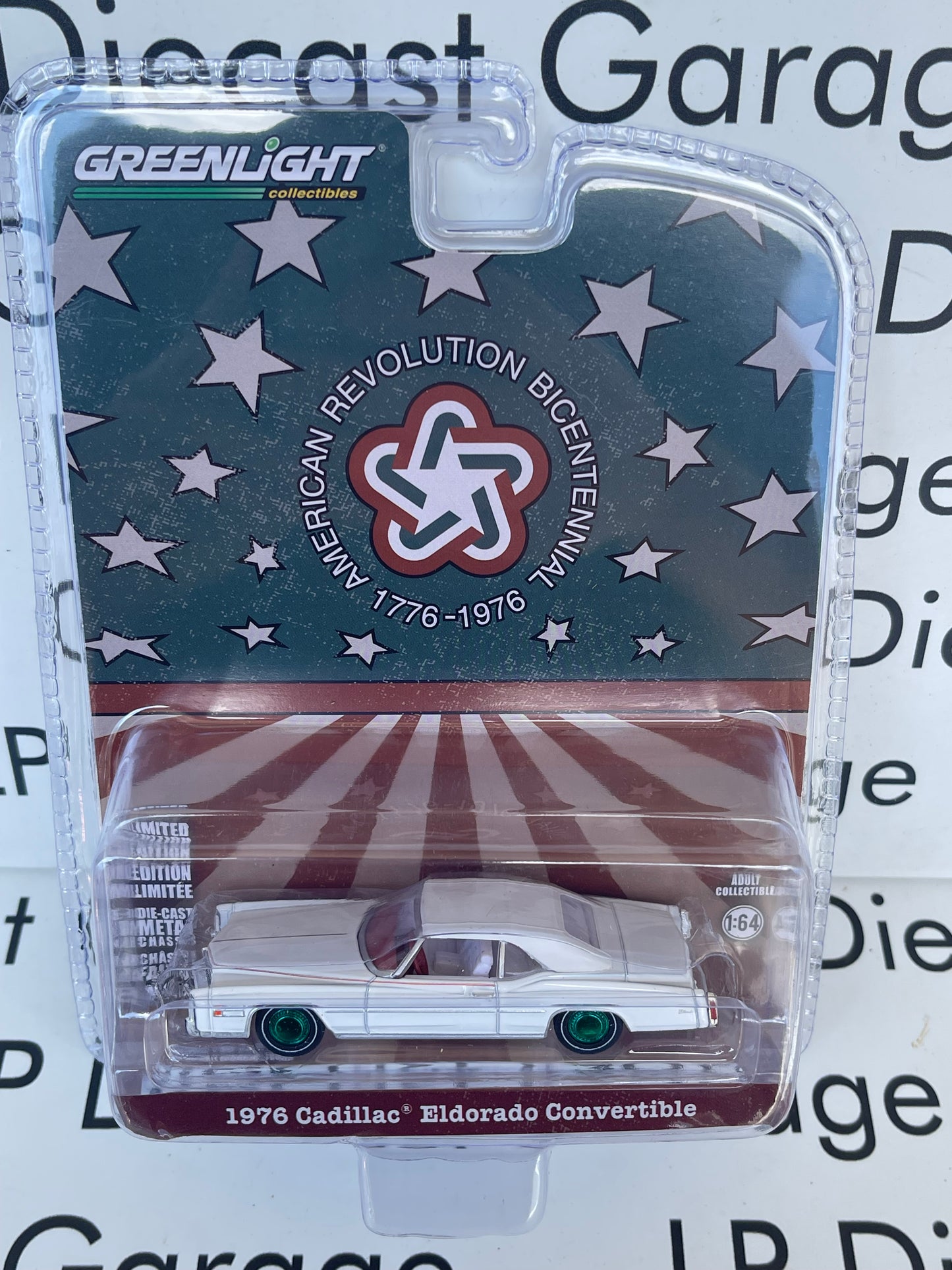 GREENLIGHT *GREEN MACHINE* 1976 Cadillac Eldorado Convertible American Revolution 1776 White Top Up Anniversary Edition 1:64 Diecast