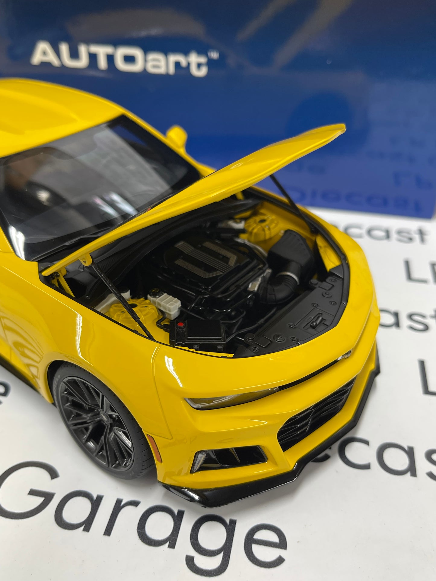 AUTOart 2017 Chevrolet Camaro ZL1 Bright Yellow 1:18 Diecast – LP ...