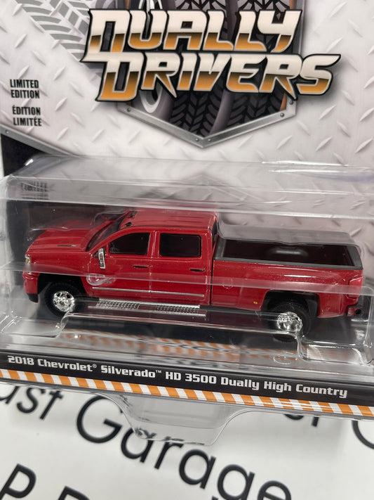 GREENLIGHT 2018 Chevrolet Silverado 3500HD High Country Red 1:64 Diecast Dually Drivers