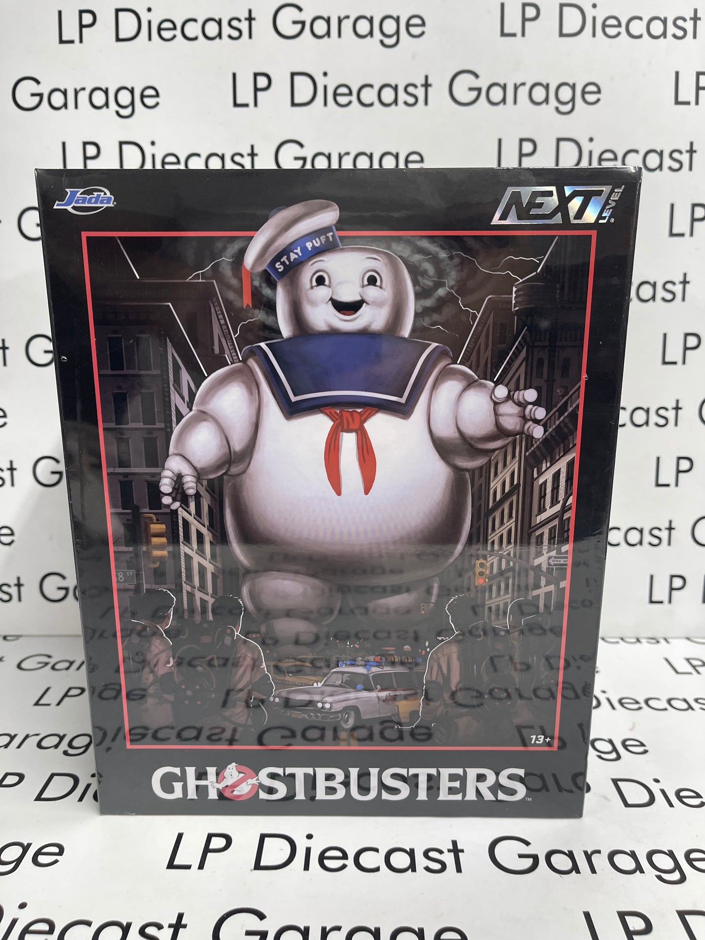 JADA Nano Ghostbusters Stay Puft Man & Ecto 1 Diorama 1:64 Diecast