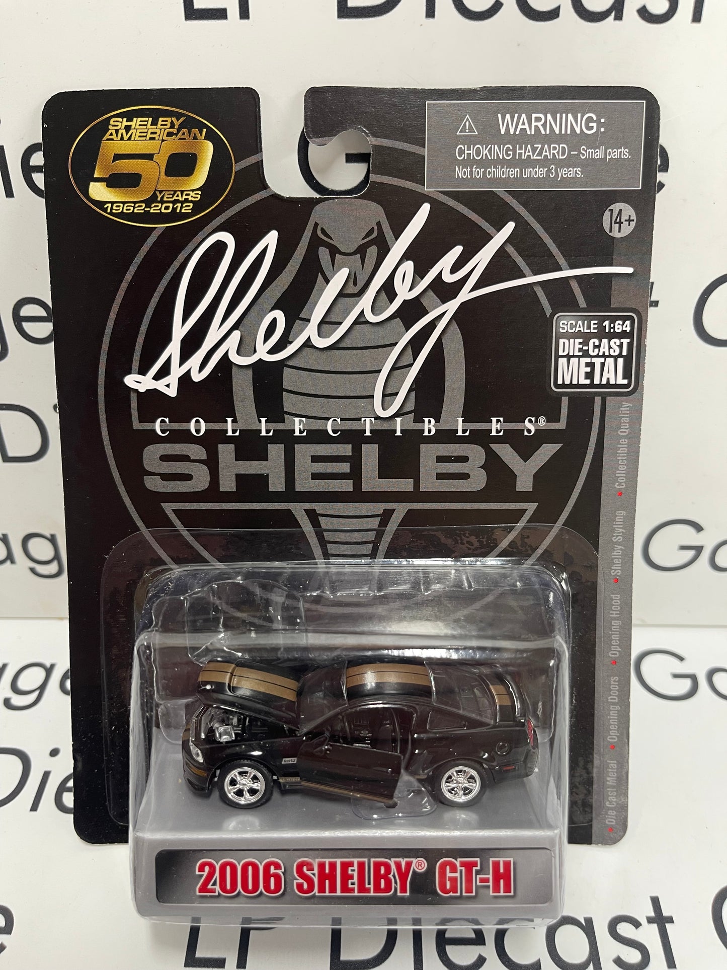 SHELBY COLLECTIBLES 2006 Ford Mustang Shelby GT-H Black/ Gold 1:64 Diecast