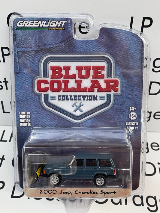 GREENLIGHT 2000 Jeep Cherokee Sport with Snow Plow Blue Collar Collections 1:64 Diecast