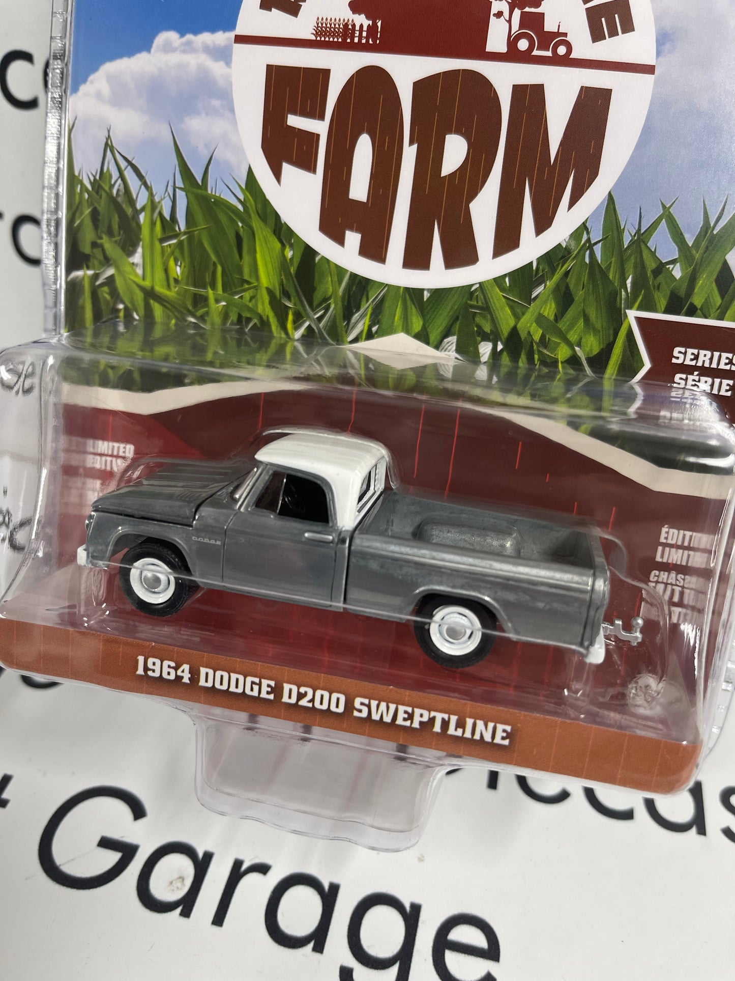 RAW CHASE GREENLIGHT 1964 Dodge D200 Green 1:64 Diecast Down on the Farm Truck