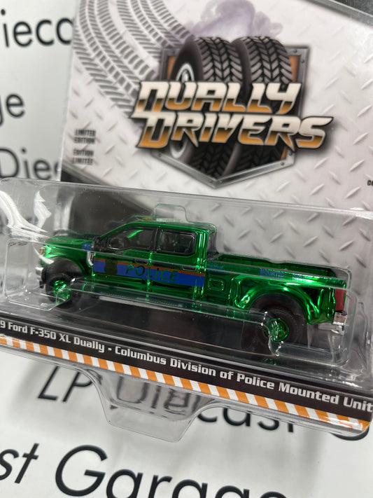 CHROME CHASE GREENLIGHT 2019 Ford F-350 XL Truck Columbus Police 1:64 Diecast Dually Drivers