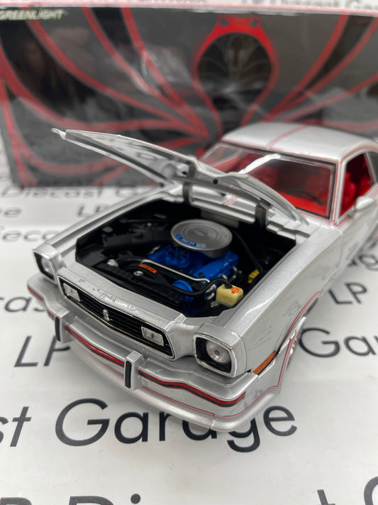 GREENLIGHT 1978 Ford Mustang II King Cobra Silver w/ Red & Black Stripes 1:18 Diecast