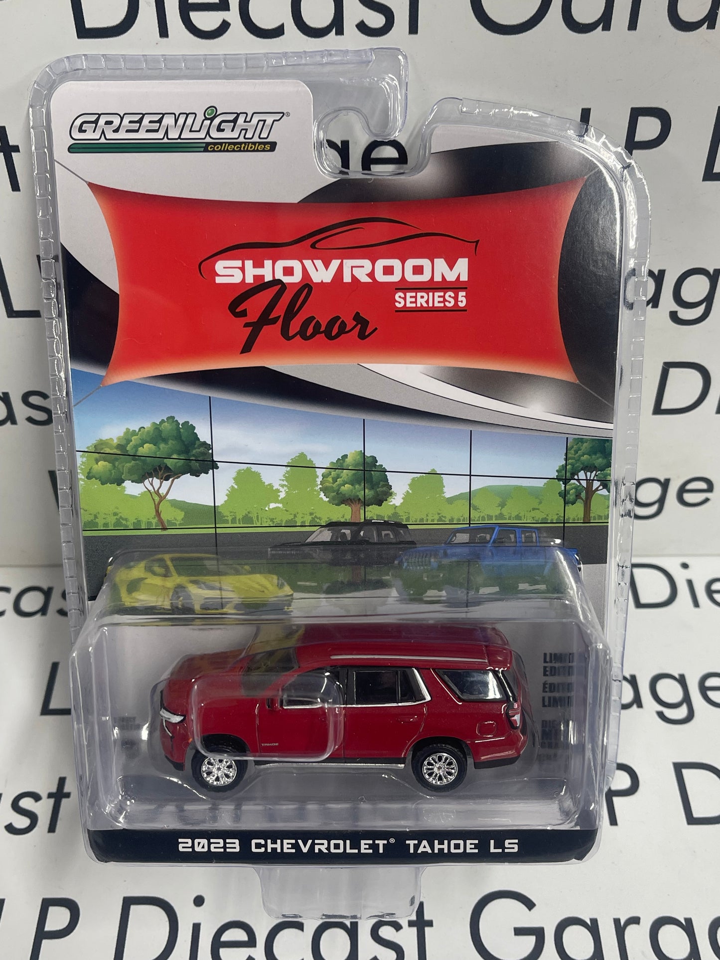 GREENLIGHT 2023 Chevrolet Tahoe LS Radiant Red 1:64 Diecast Showroom