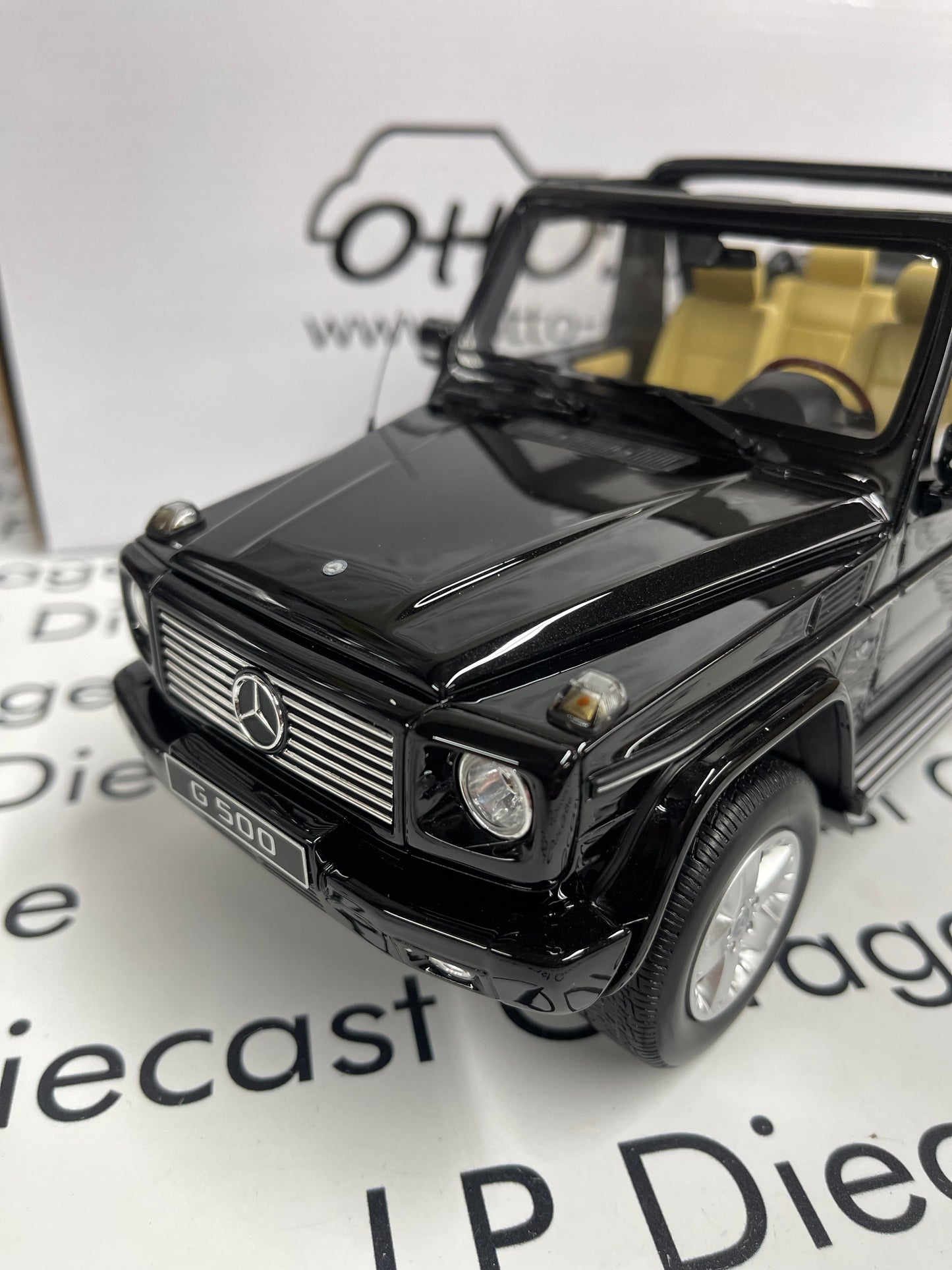 OTTO MOBILE Mercedes Benz G500 Convertible Black 1:18 Scale Resin Model OT1040