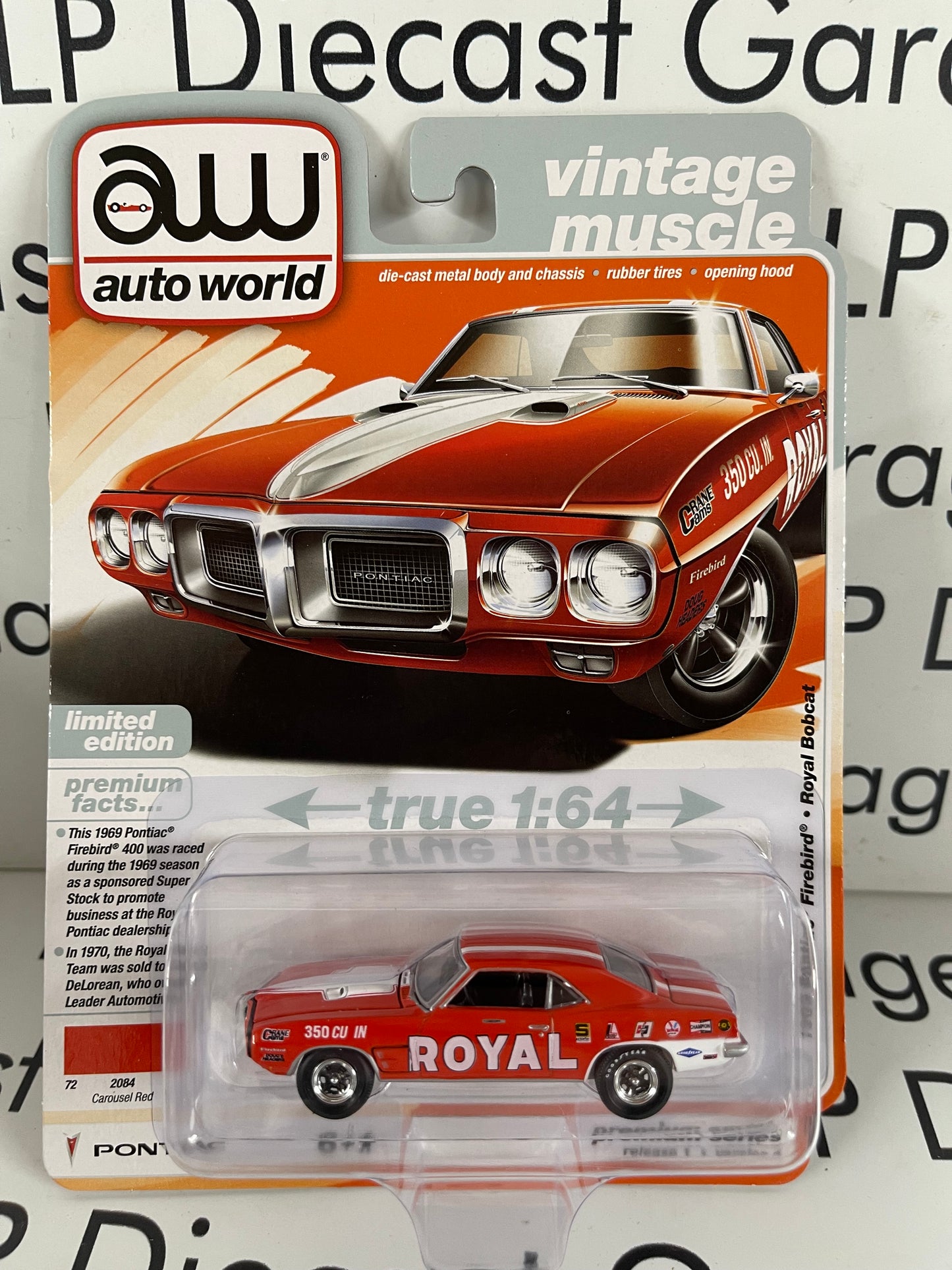 AUTO WORLD 1969 Pontiac Firebird Royal Bobcat Carousel Red 1:64 Diecast