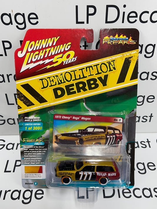 JOHNNY LIGHTNING 1972 Chevy Vega Wagon Demolition Derby 1:64 Diecast