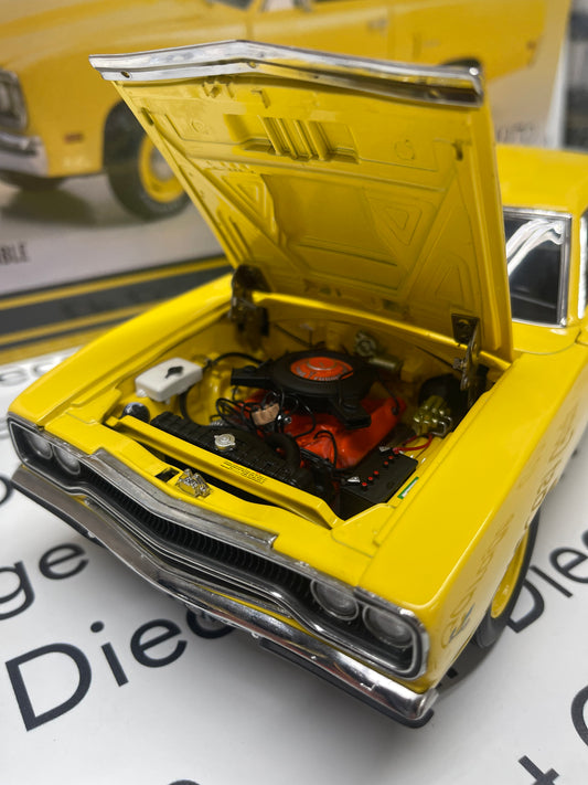 GMP 1970 Plymouth Road Runner Lemon Twist 18971 1:18 Diecast