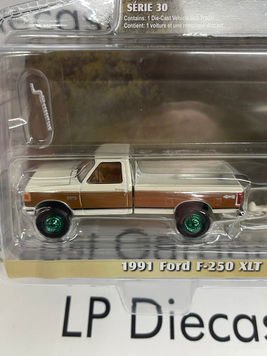 GREEN MACHINE GREENLIGHT 1991 Ford F-250 w/ Livestock Trailer 1:64 Diecast Hitch & Tow