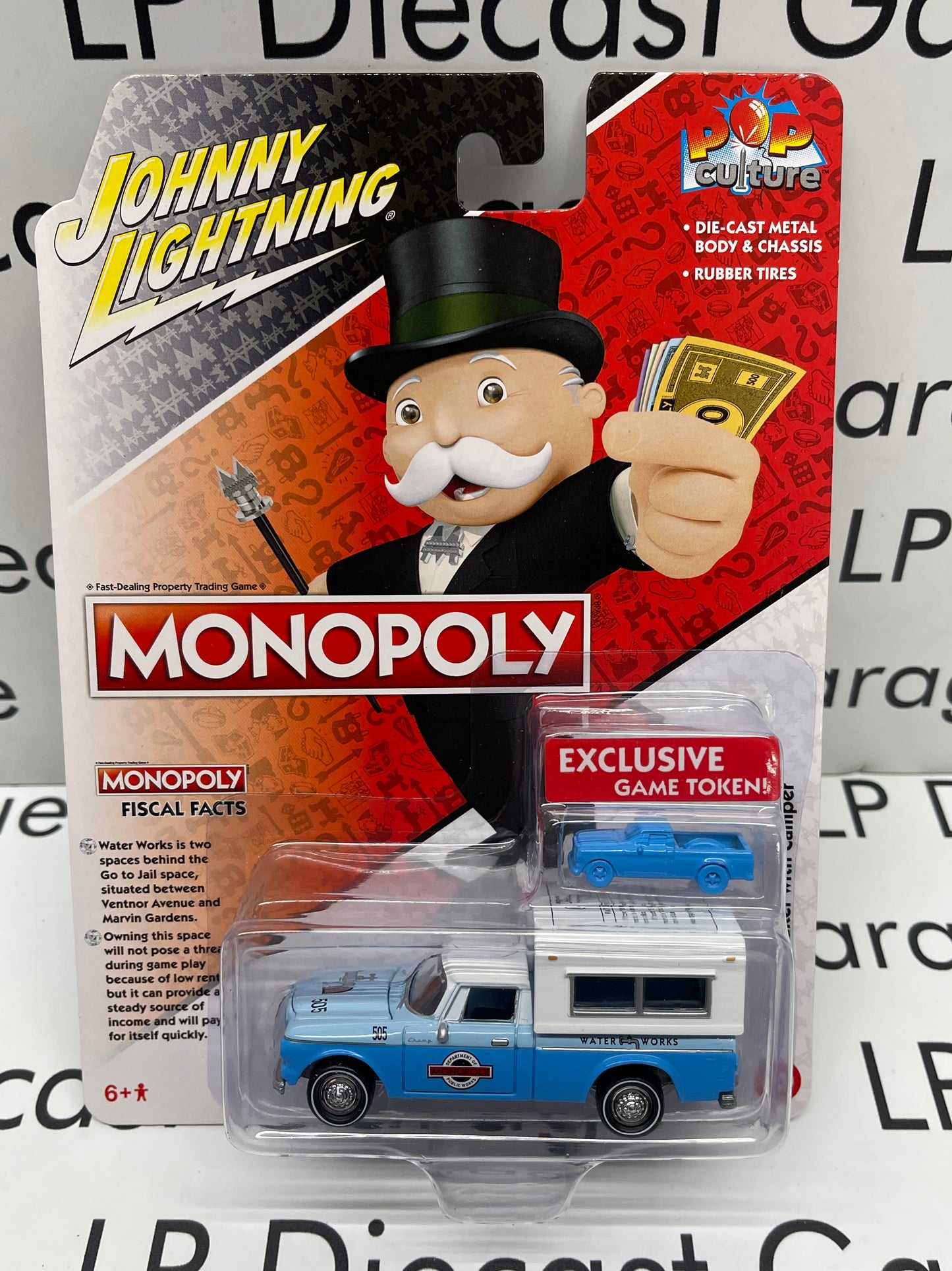 JOHNNY LIGHTNING 1960 Studebaker Truck with Camper Monopoly Pop Culture 1:64 Diecast