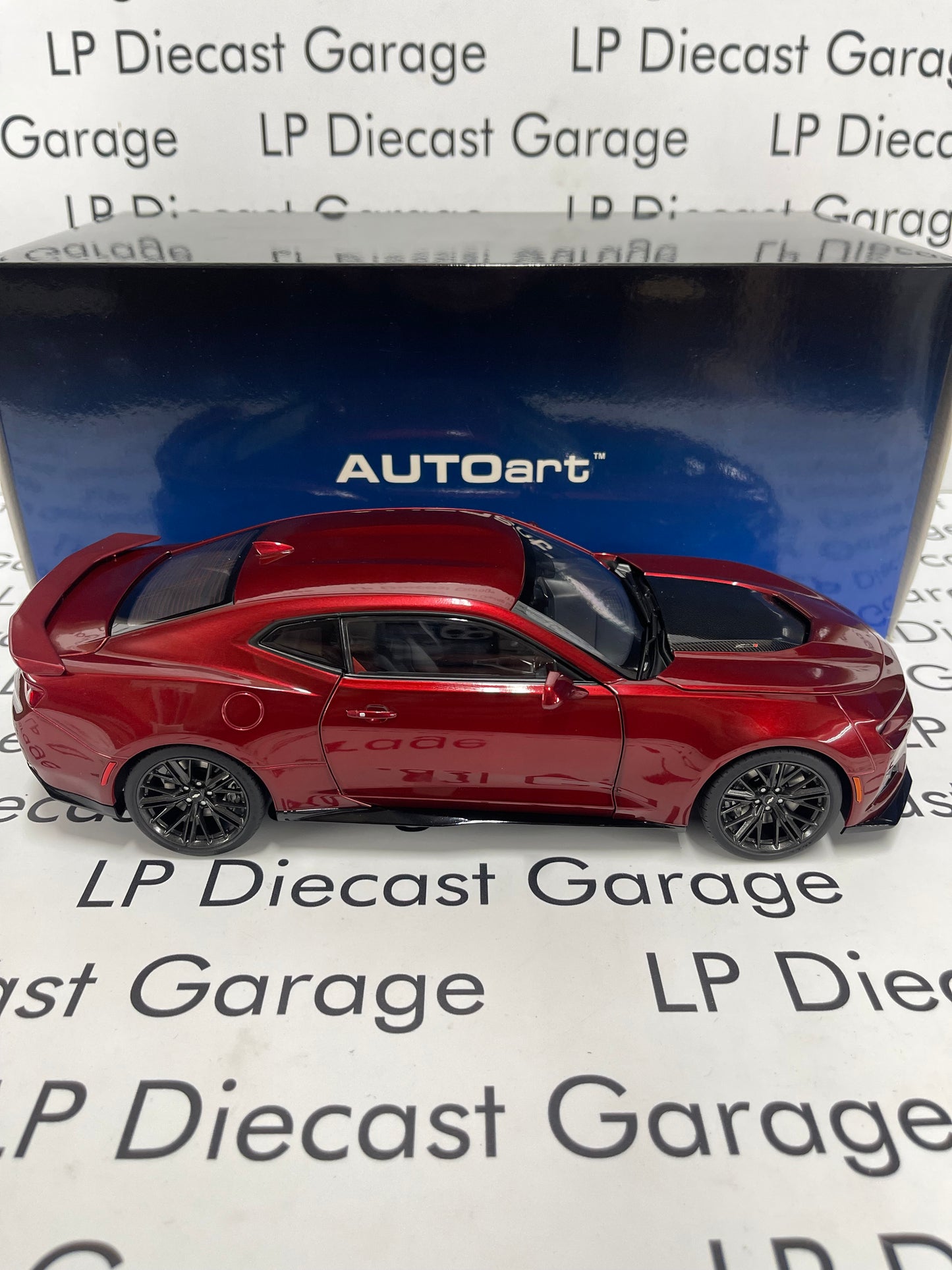 AUTOart 2017 Chevrolet Camaro ZL1 Garmet Red Tintcoat 1:18 Diecast