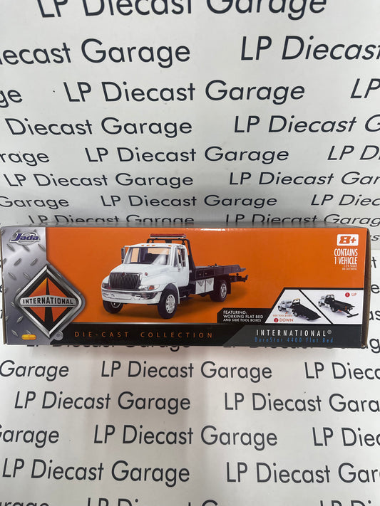 JADA International Durastar 4400 Flatbed Truck 1:24 Diecast