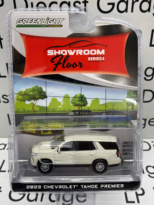 GREENLIGHT 2023 Chevrolet Tahoe Premier Iridescent Pearl Tricoat Showroom Series 1:64 Diecast