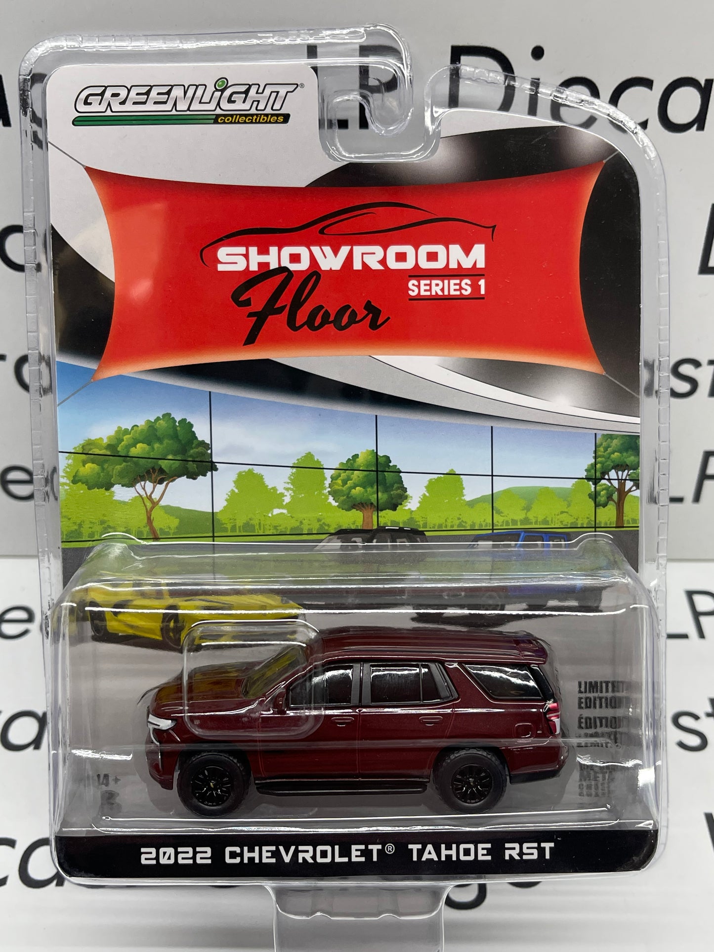 GREENLIGHT 2022 Chevrolet Tahoe RST Showroom Maroon 1:64 Diecast