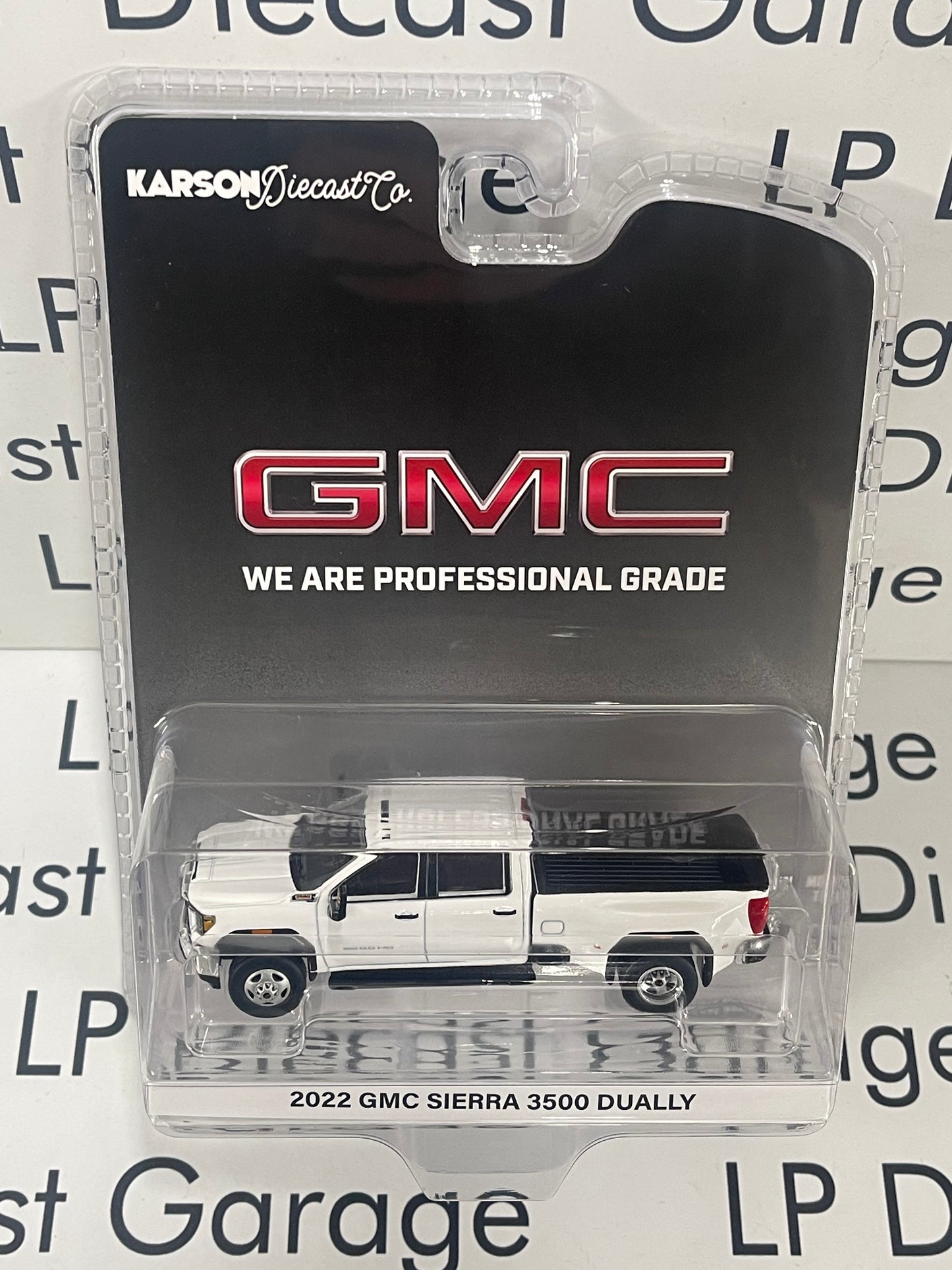 GREENLIGHT 2022 GMC Sierra 3500 Dually Truck White Karson Exclusive 1:64 Diecast