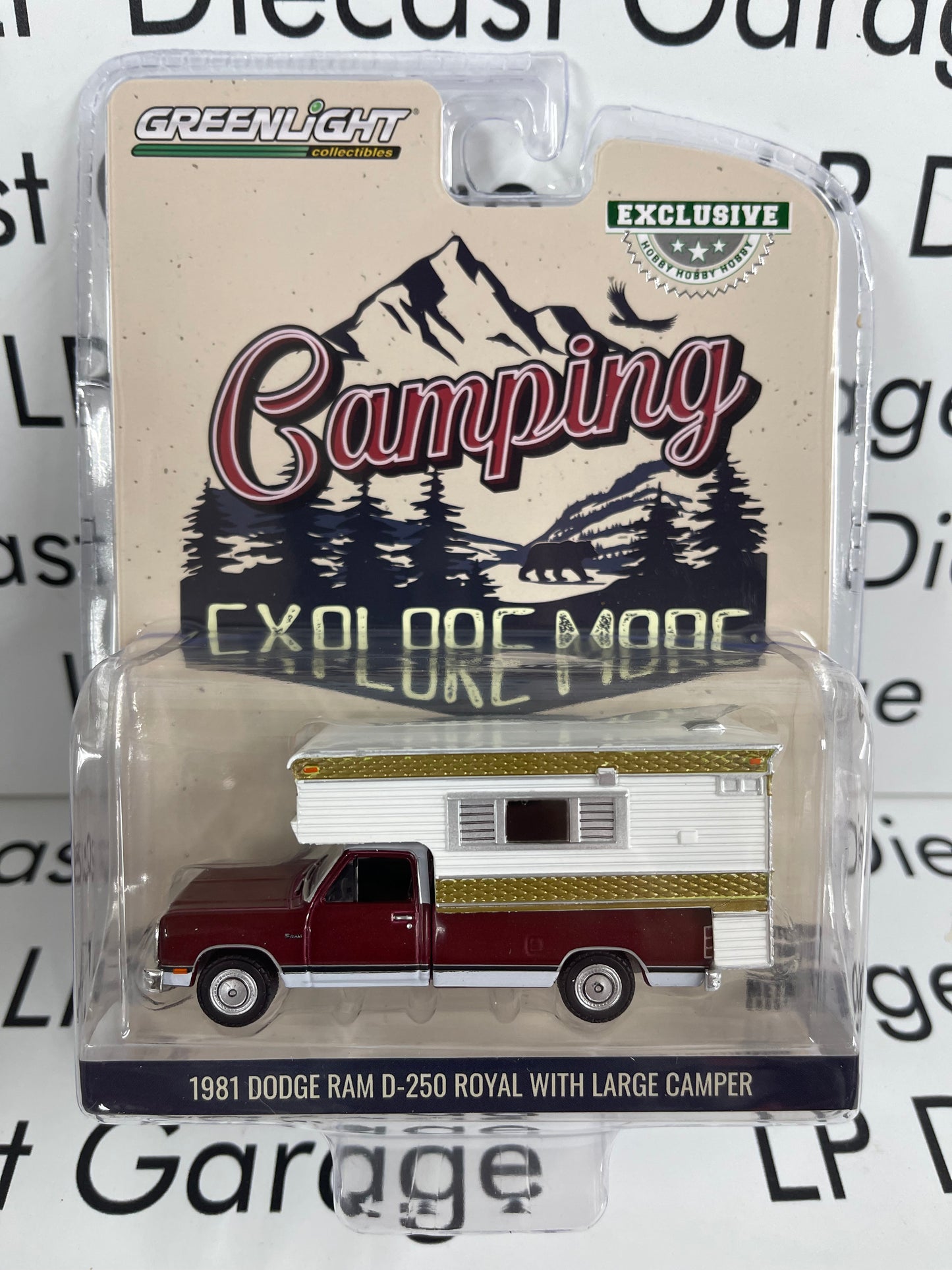 GREENLIGHT 1981 Dodge Ram D-250 Royal w/ Large Camper Maroon 1:64 Diecast