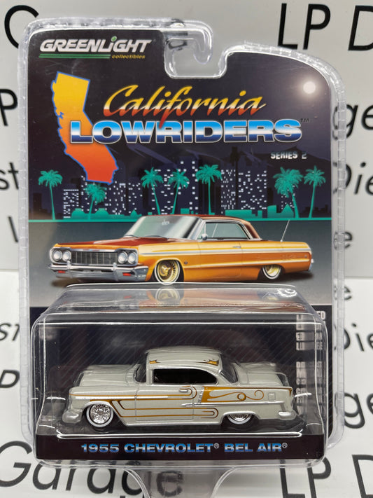 GREENLIGHT 1955 Chevrolet Bel Air White 1:64 Diecast California Lowriders